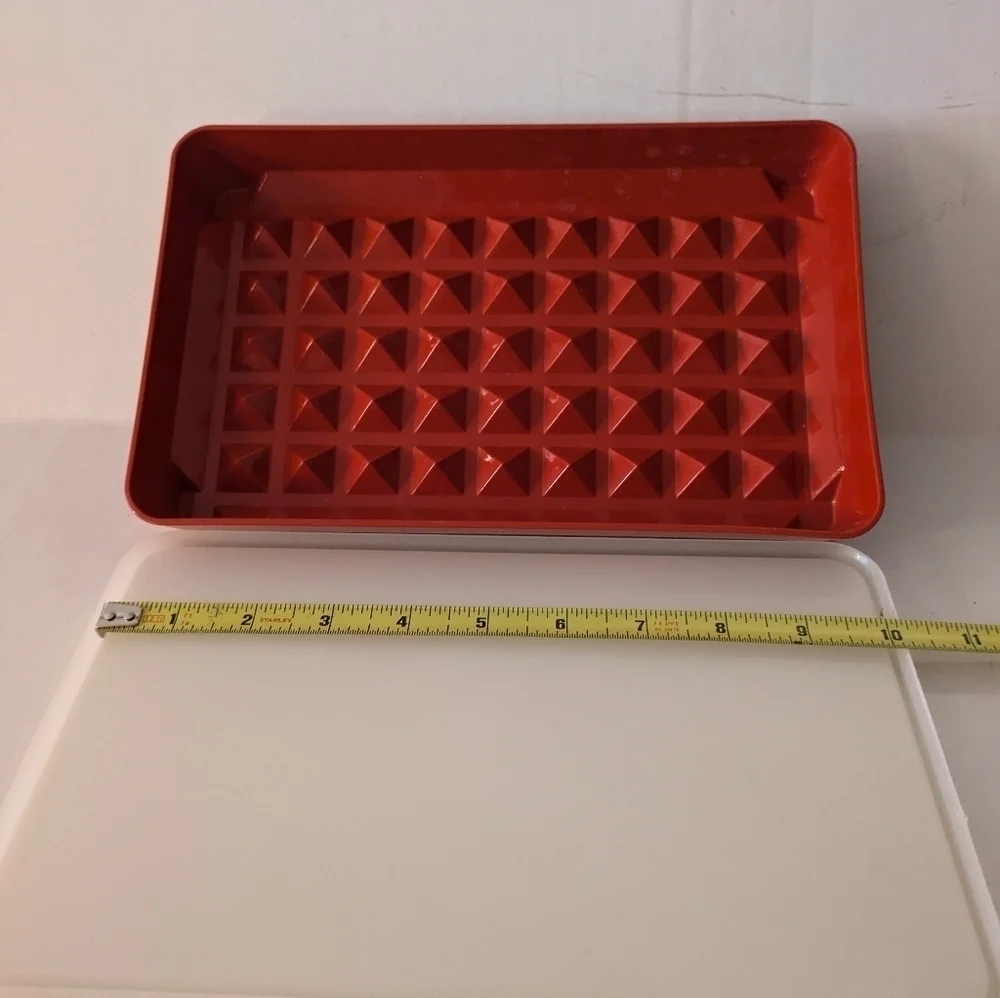 Vintage Tupperware Bacon Cold-Cut Deli Keeper red/ paprika container.